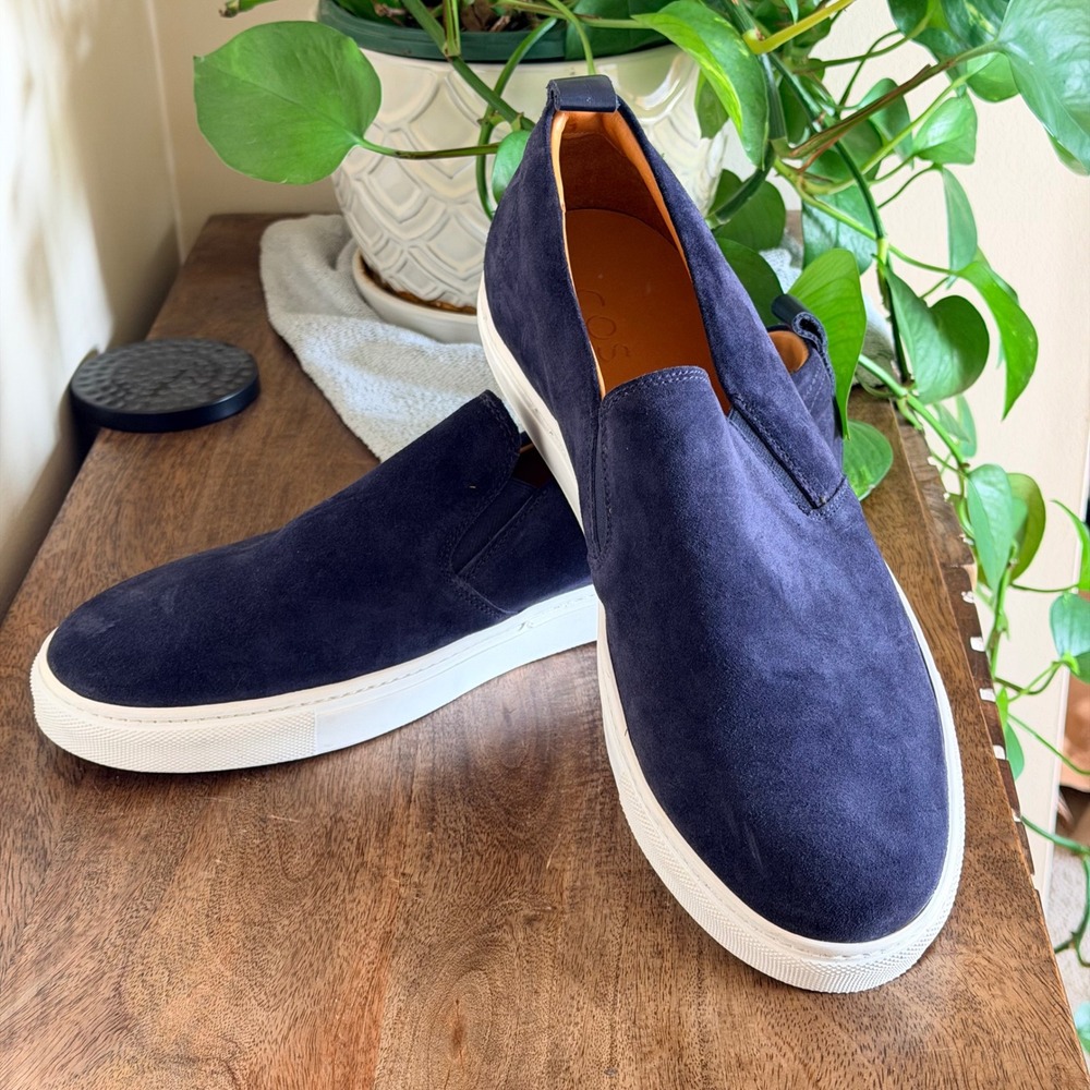 COS Navy Suede Slip On Sneakers Mens 11.5 Minimalist Casual Scandinavian Luxury